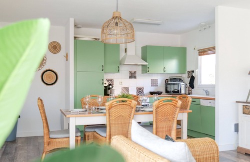 Chateau-d'Olonne Ski Chalet | Villa with pool - near the sea - La Pironnière