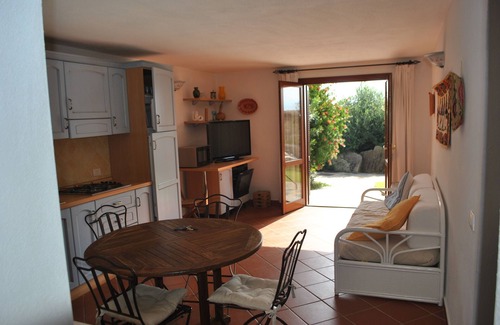 San Teodoro Villa | Villa with garden among granite and Mediterranean scrub. Splendid sea view