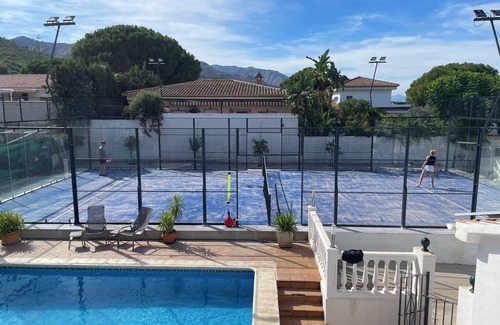 Alhaurin de la Torre Villa | Villa with heated pool and private padel court