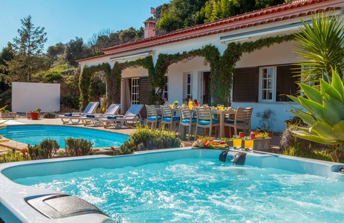 Monchique Villa | Villa with heatable pool & BBQ, Galé