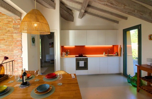Foiano della Chiana Villa | Villa with private pool nestled in the hills of Pozzo della Chiana. Well-equipped kitchens, air cond