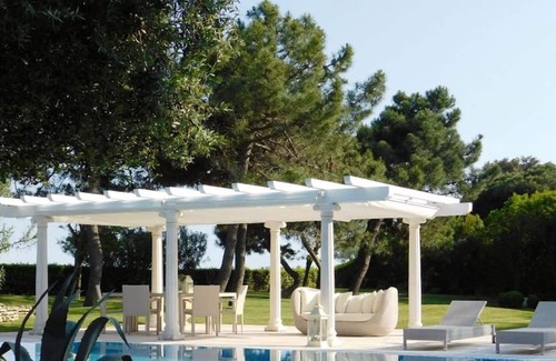 Isola Albarella Villa | Villa with swimming pool and lagoon view in Albarella Island by Beahost Rentals