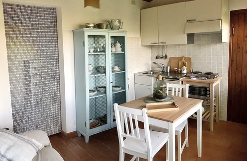 Sovicille Villa | Villa with large garden and annex