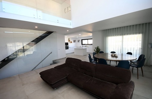 Portimao Villa | Villa with modern architecture, 7 minutes from the beach.