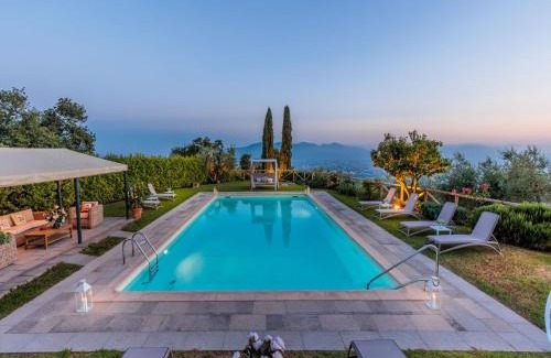 San Pietro a Marcigliano Villa | Villa with Pool and Vineyard Views