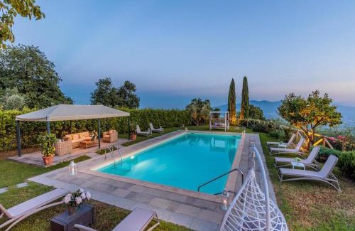 San Pietro a Marcigliano Villa | Villa with Pool and Vineyard Views