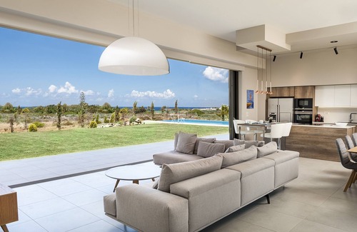 Chania Town Villa | villa with pool chania, Greek villa rental, Crete villa rental with pool, Crete villa walk to beach