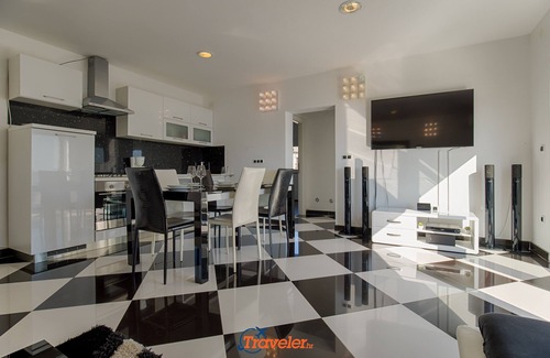 Crikvenica Villa | Villa with pool, large garden, sea view - TRAVALER Reiseburo Krk - ID 2210