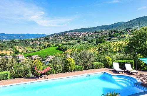 Montecchio Villa | Villa with private garden and pool. Fantastic views on the countryside.