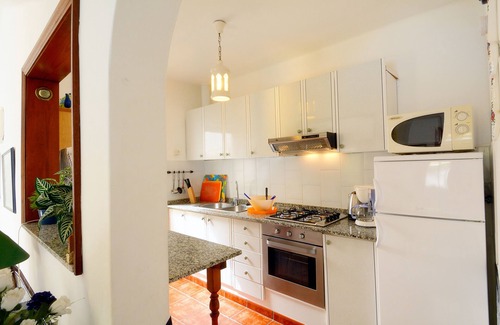 Nazaret Villa | villa with private heated pool and jacuzzi. International TV, fibre wifi