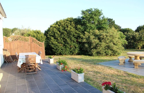 Sarzeau Villa | VILLA WITH PRIVATE HEATED POOL. AND COVERED with a SHELTER . IN ST COLOMBIER