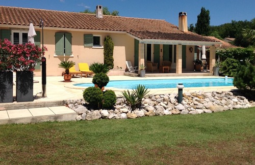 Mormoiron Villa | Villa with private pool close to the village and near Ventoux
