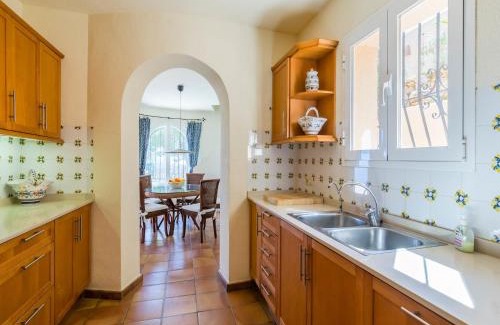 Cumbre del Sol Villa | Villa with Sea Breeze Charm