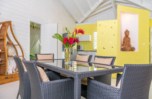 Saint-Francois Villa | Villa with superb pool in quiet location