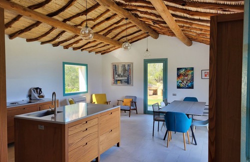 San Pantaleo Villa | Villa with swimming pool and sea view