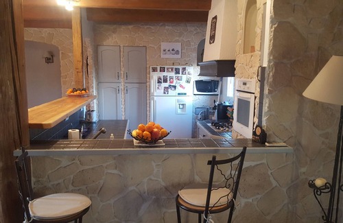 Les Angles Villa | Villa with swimming pool, near Avignon, for 6 people, ideal family vacation
