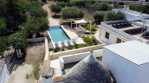 Alberobello House | Villa with Trullo and Pool, Alberobello