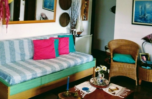 Nea Propontida Cottage | Villa with view and greek color.