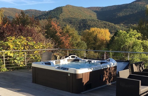 Walbach Villa | Villa with views and pool.