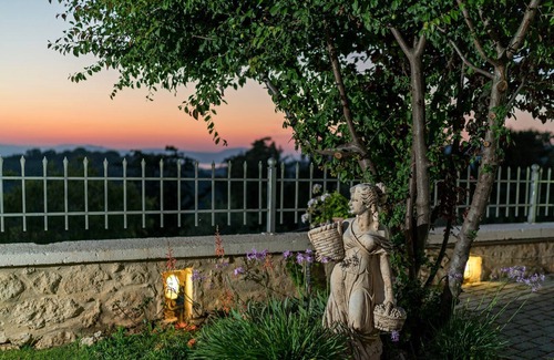 Kaloniktis Villa | Villa Zeus Apts- Unique Surrounding