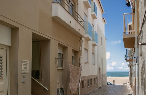 Nazare Apartment | Village Beach House - 50 mt from Nazare Beach