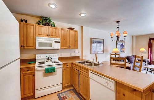River Run Condo | Village Condo, Walk to Slopes, heated pool access by RedAwning