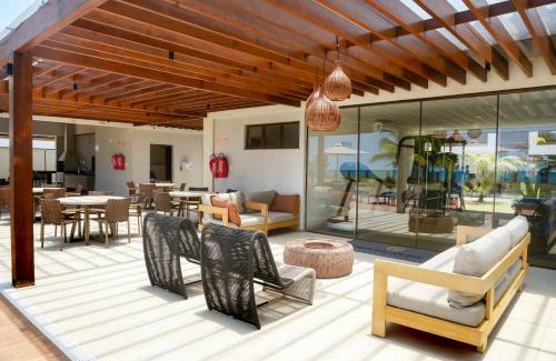 Itacimirim House | Village do Mar Itacimirim pé na areia