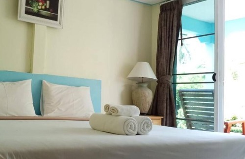 Ko Mook Hotel | Village Garden Bungalows Kho Mook