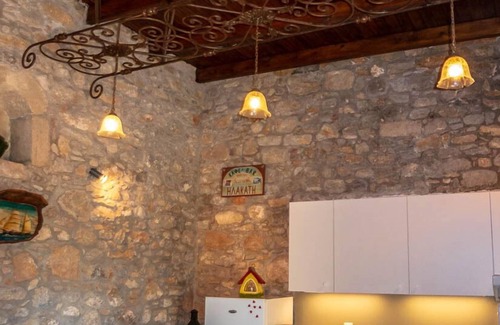 Megalo Chorio House | Village house in studio style fully renovated, stunning sea and mountain views.