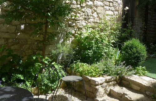 Sault Cottage | Village house "l' Oustau de Mirèio" in the heart of the Lavander Capital