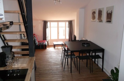 Cadenet House | Village house, Parc du Luberon.