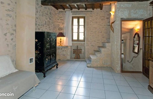 Collias House | Village house, perfect for holidays with friends and family, on the banks of the Gardon
