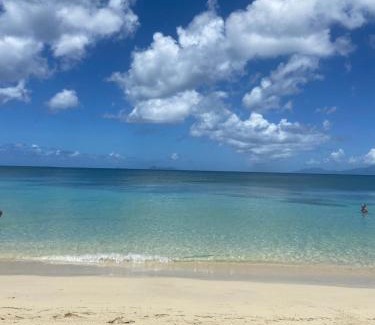 Grand-Bourg Apartment | Village Kawann accès plage