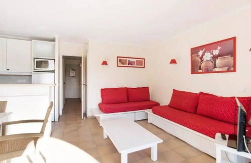 Pont Royal Apartment | Village Pont Royal in Provence - maeva Home - 3 room apartment for 7 people Selection