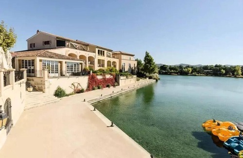 Pont Royal Apartment | Village Pont Royal in Provence - maeva Home - Selection 3 bedroom apartment (8 people)