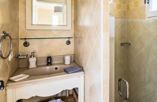 Pont Royal House | Village Pont Royal in Provence - maeva Home - Comfort 2 bedroom apartment (6 people)