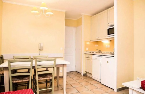 Pont Royal Apartment | Village Pont Royal in Provence - maeva Home - Comfort 1 bedroom apartment (5 people)