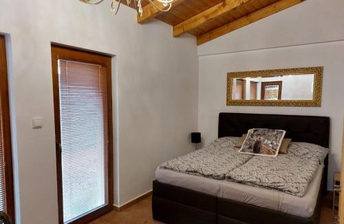 Ceske Budejovice 7 Apartment | Village Premium Apartment by Český Krumlov - adults only