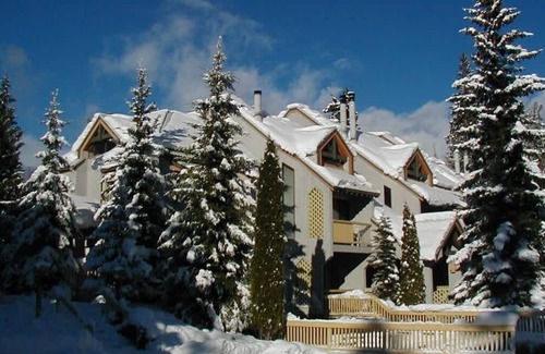 Upper Village House | Village Townhouse w/Air Con in Great Location
