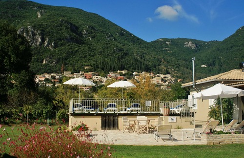 Ano Korakiana Villa | Village View’ is a beautifully built two-bedroomed villa for a relaxing holiday
