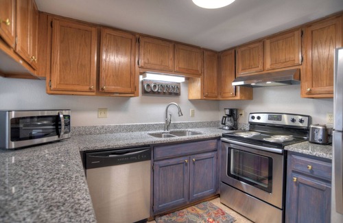 Durango Condo | Village View Vista (#26) | Near FLC, Town, Trails & Golf - Pool & Hot Tub