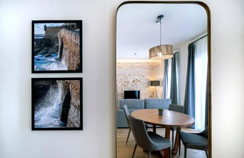 Old Town Apartment | VILLAR Suites by Cadiz4Rentals