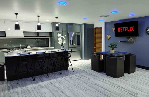 Rosarito House | Villas Beach House(next to the main Blvd. walking distance to the beach & A/C)