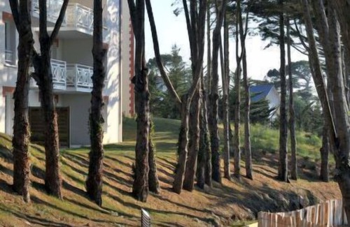 Pleneuf-Val-Andre Apartment | Villas du Spa by Interhome
