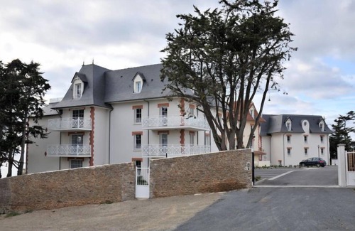 Pleneuf-Val-Andre Apartment | Villas du Spa by Interhome