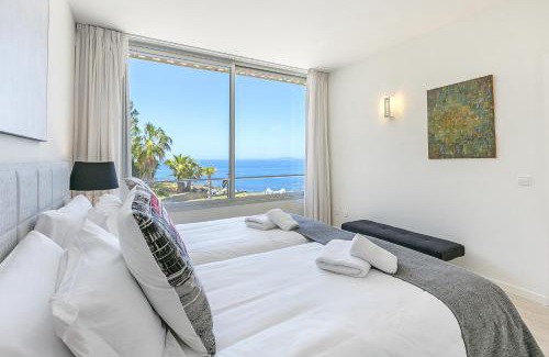 Badia Blava Villa | Villas in Badia Blava, Spain