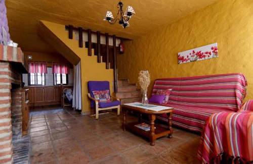Pujerra Villa | Villas in Pujerra, Spain