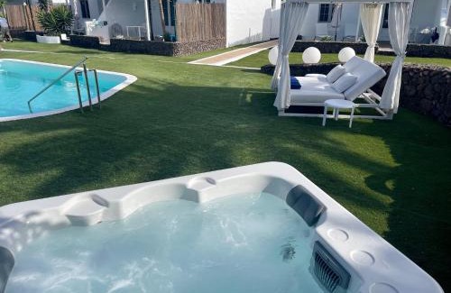 Playa Blanca Villa | Villas New Lanzasuites