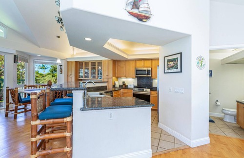 Kaiulani Condo | Villas On The Prince 29, Golf course & Magnificent mountain views.