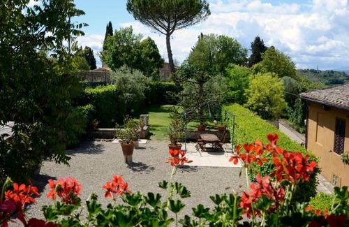 Siena Villa | Villas with garden and pool in the heart of Tuscany in Siena for 16 people